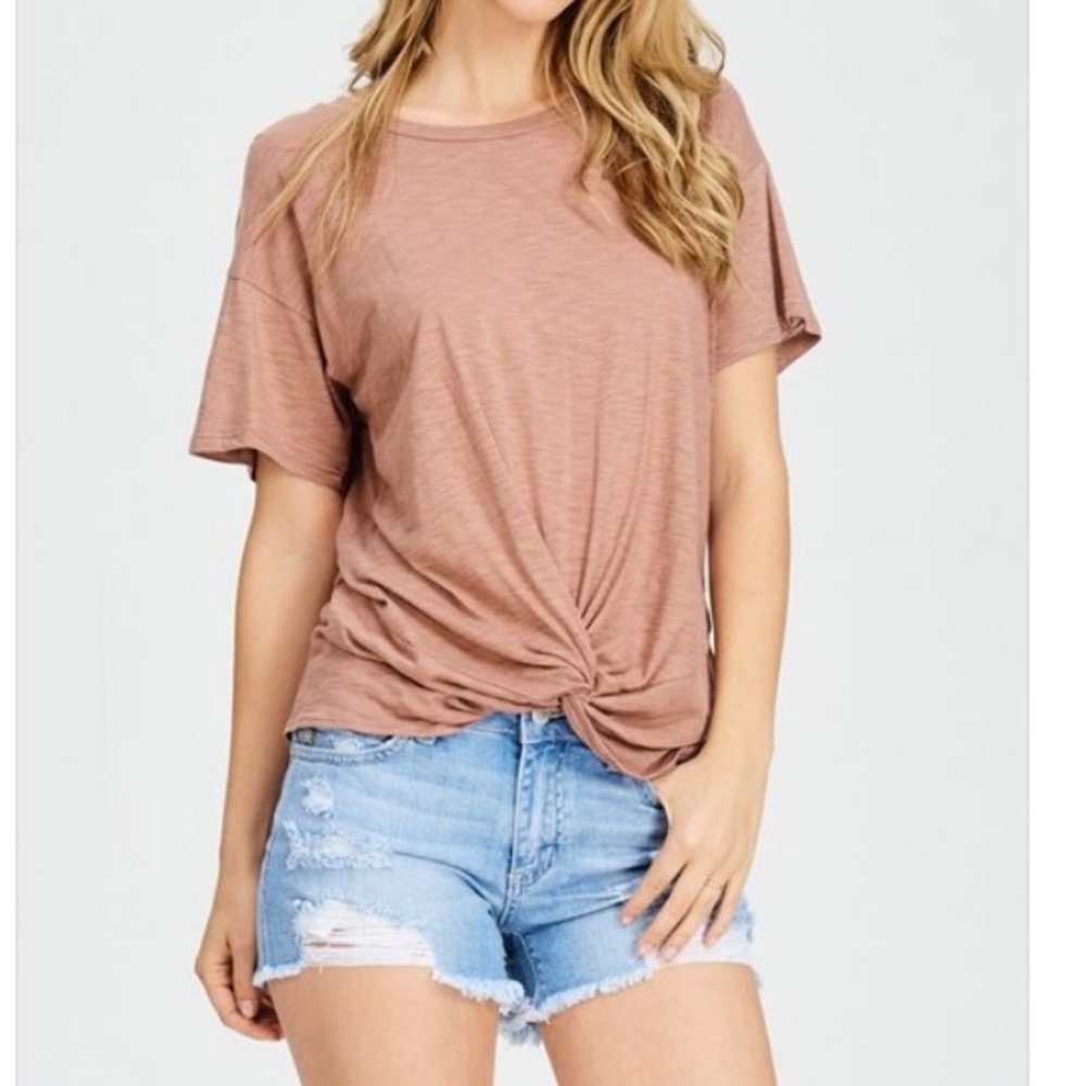 ✨ NEW✨Rust Front Knoted Shirt